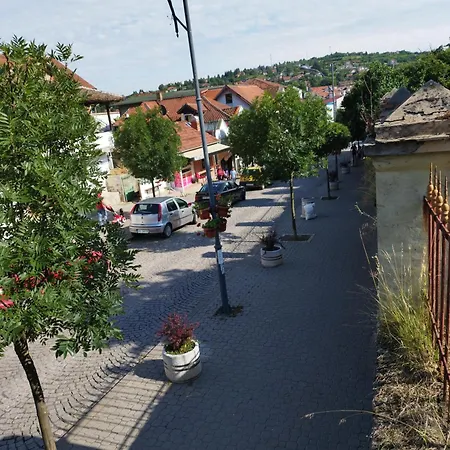 Apartmán Apostolovic Kuca Kulturni Spomenik U Centru Grocke *