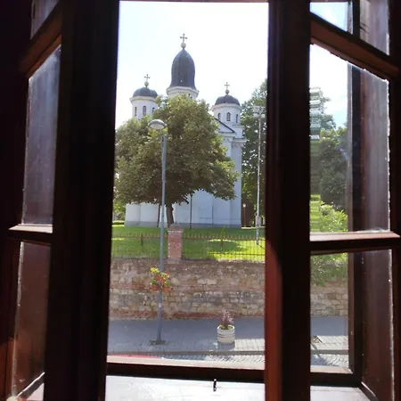 Apostolovic Kuca Kulturni Spomenik U Centru Grocke Apartmán