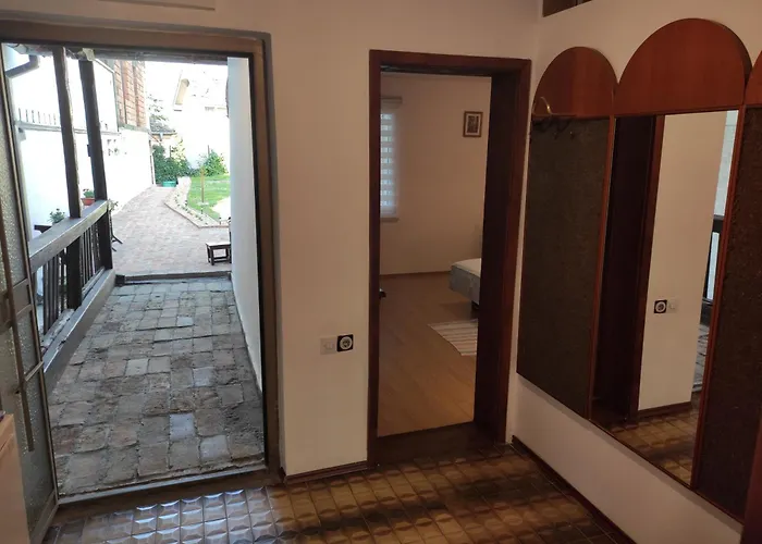 Apartman Apostolovic Kuca Kulturni Spomenik U Centru Grocke Grocka