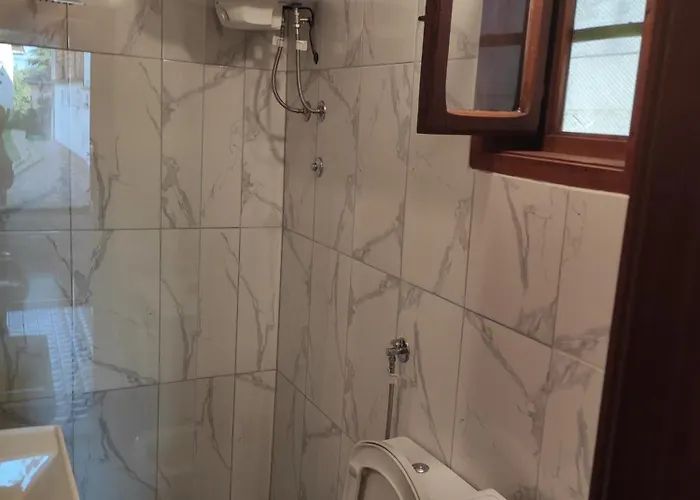 Apostolovic Kuca Kulturni Spomenik U Centru Grocke Apartman