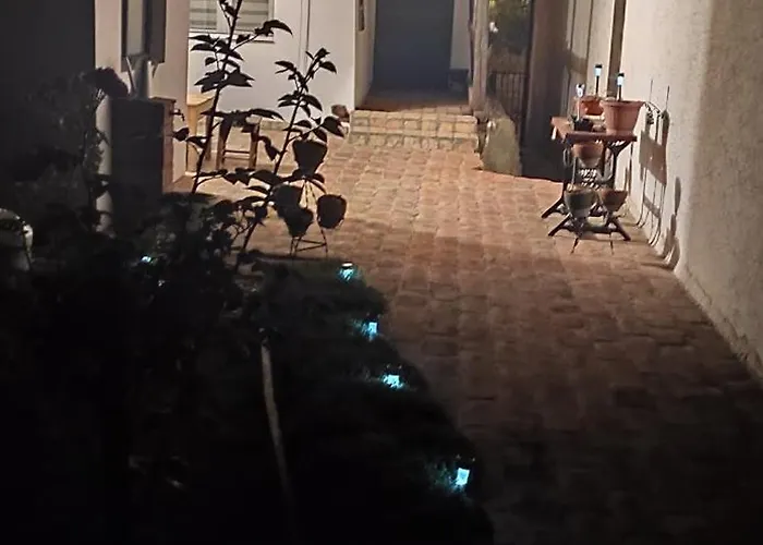 Apartman Apostolovic Kuca Kulturni Spomenik U Centru Grocke *